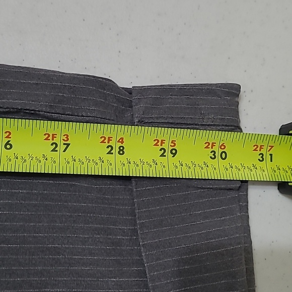 Gap women's gray pinstriped Wide-leg cuffed hem pants size 14 - Picture 6 of 7